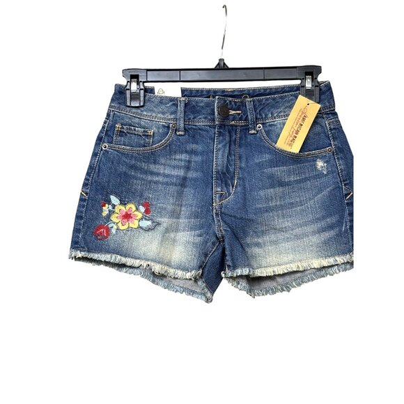 American Rag, Junior's Arlington Fest, Embroidered Denim Shorts, Adabelle Wash - Picture 2 of 12